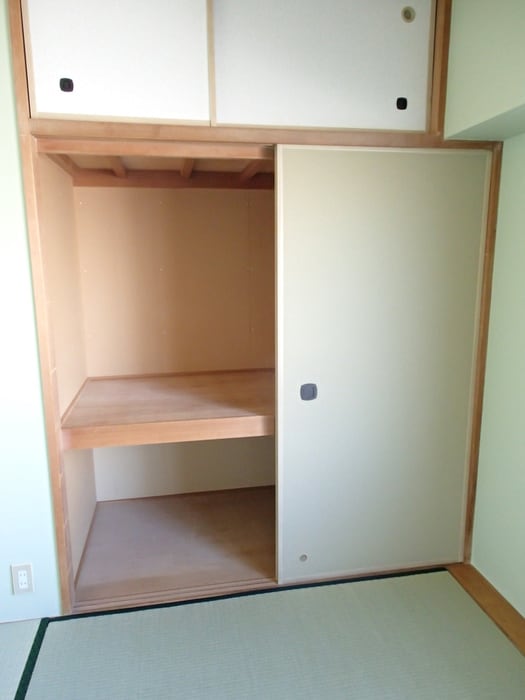 収納 東山グランドハイツ