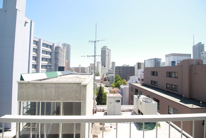 室内からの展望 豊水ビル