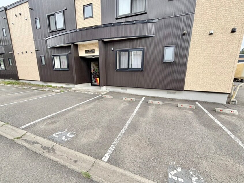 駐車場 シャン・ボヌールN