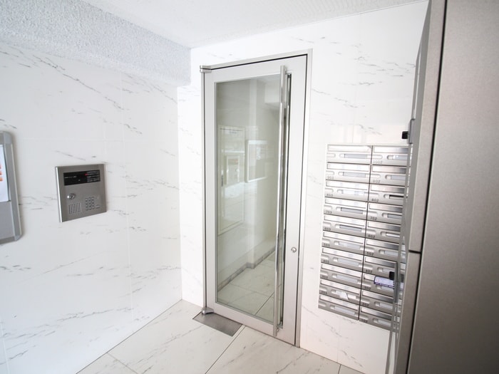 エントランス部分 サンティパープ