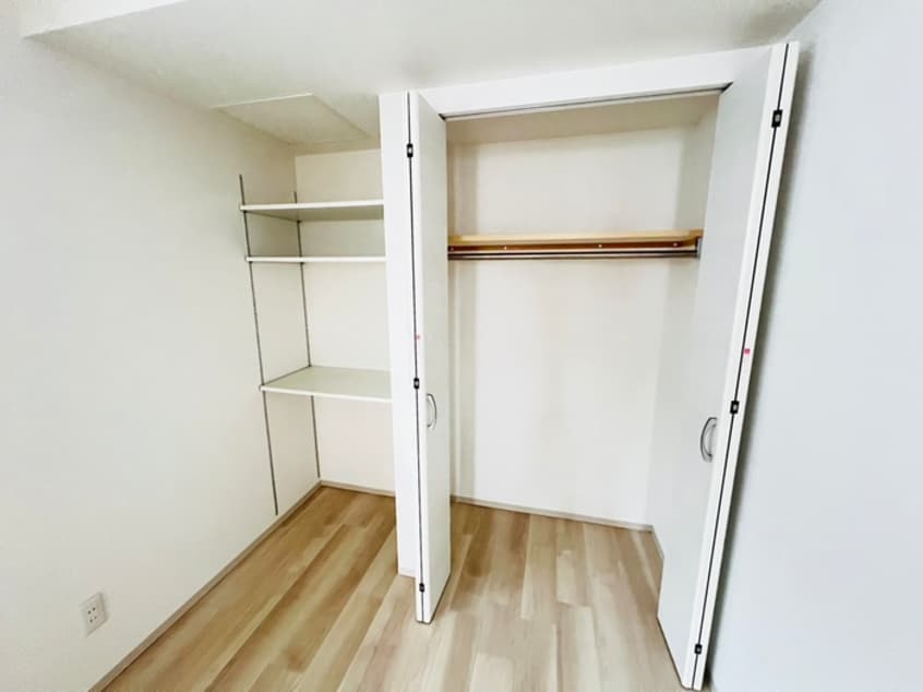 収納 CASA PREMIATA新道東