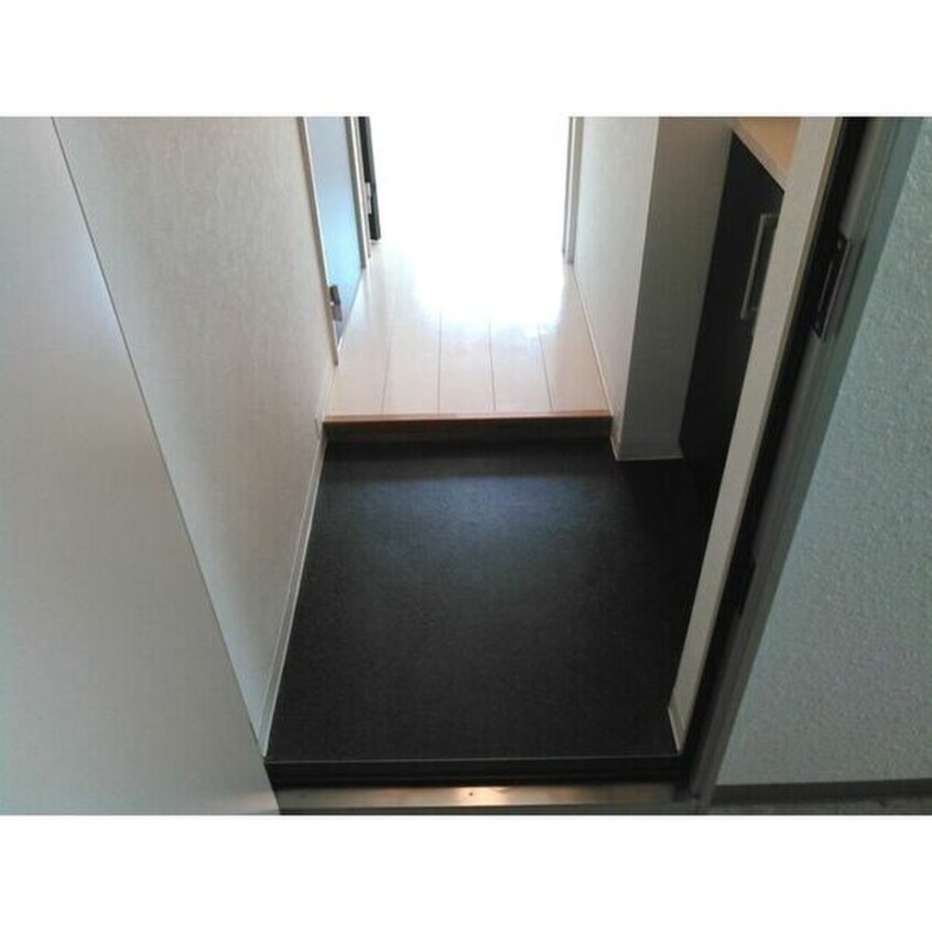 玄関 Ｗｅｓｔ　Ｃｏｕｒｔ　Ｂ