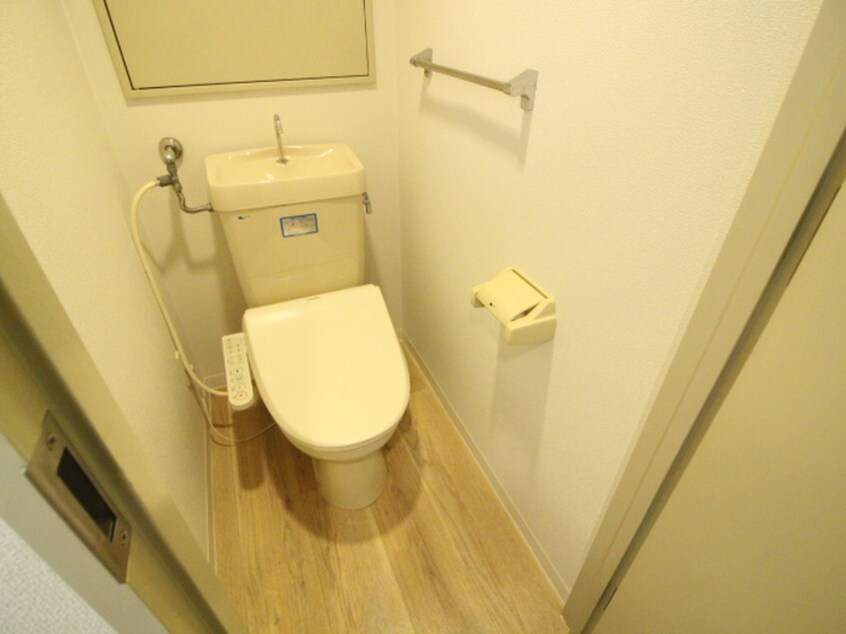 トイレ グレイシャス美園