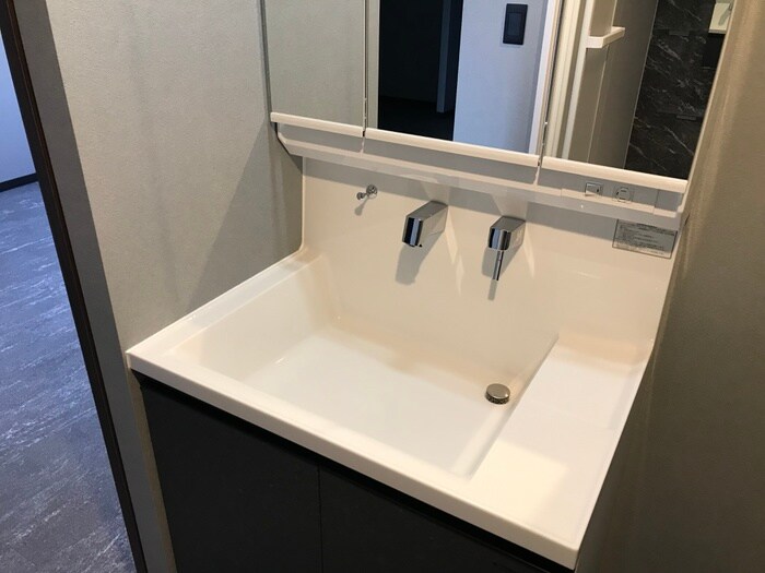 洗面 コローレ月寒東