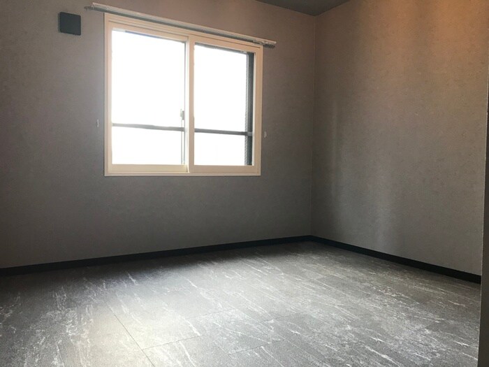 居室 コローレ月寒東