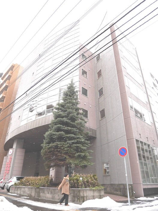 札幌医療秘書福祉専門学校(大学/短大/専門学校)まで400m ＭＫビル