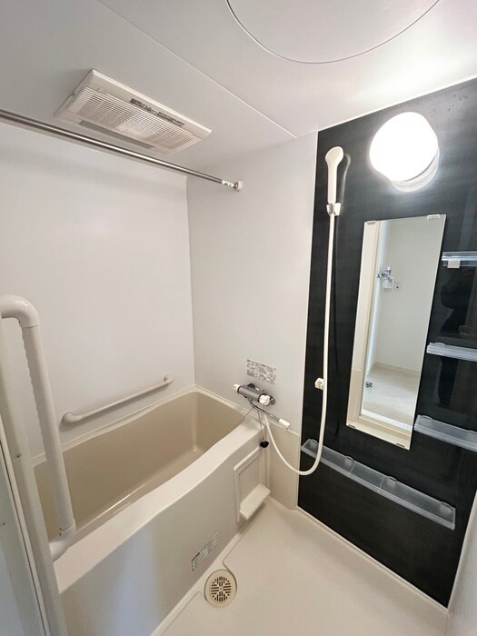 バス／シャワールーム等 フローラ中の島