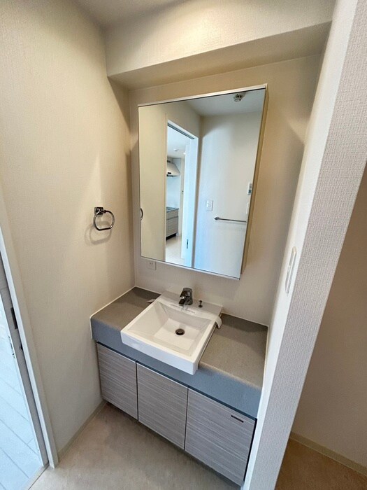 洗面 フローラ中の島