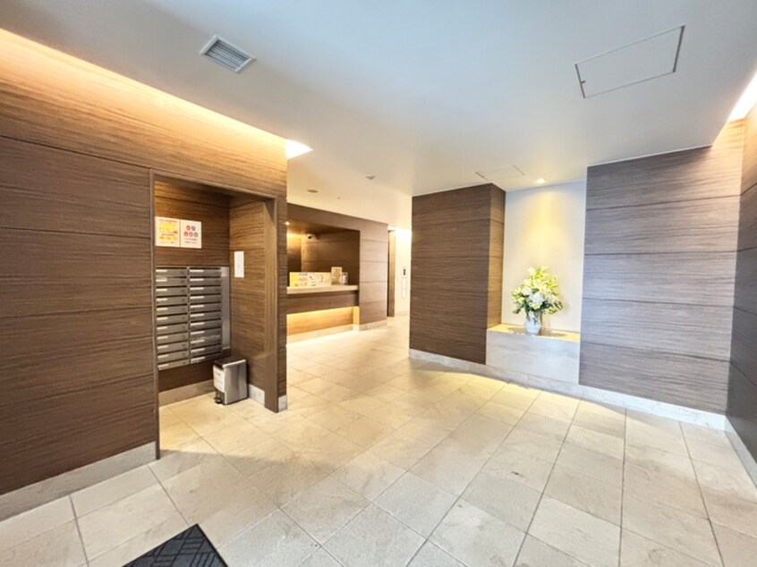 エントランス部分 プライムメゾン南２条