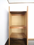 収納 プリマベ－ラ西岡