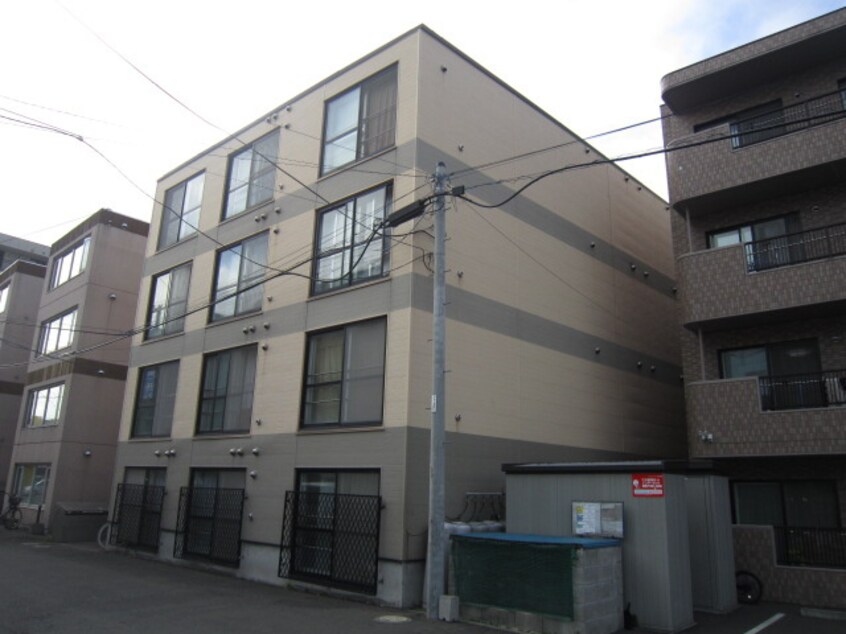 外観写真 ロ－ズマリ－