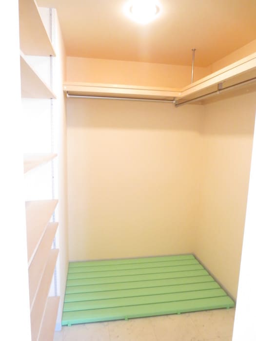 収納 グランメ－ル学園前