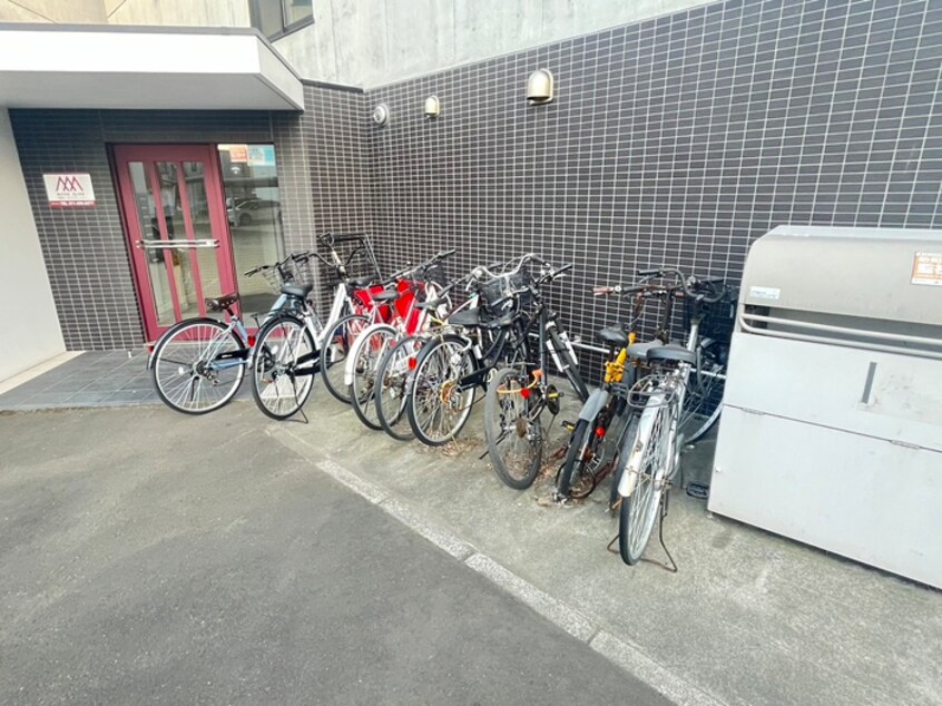 駐輪場 Sparkle Toyohira