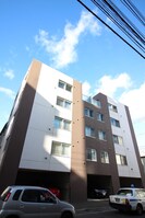 ビンゴファ－ストの外観