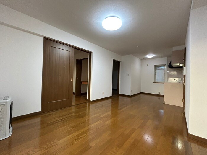 居室 ダブルベイ精進川