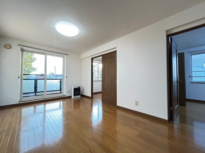 居室 ダブルベイ精進川