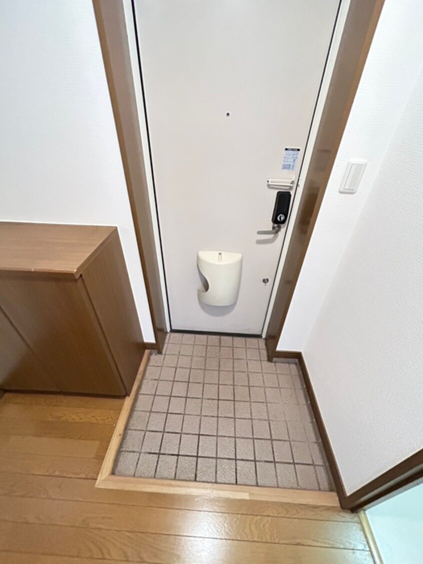 玄関 ダブルベイ精進川