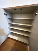 靴箱 ダブルベイ精進川