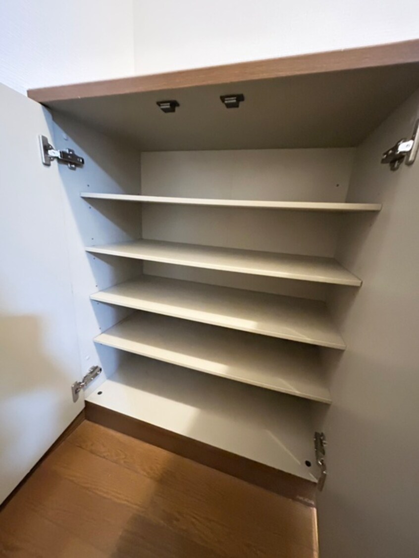 靴箱 ダブルベイ精進川