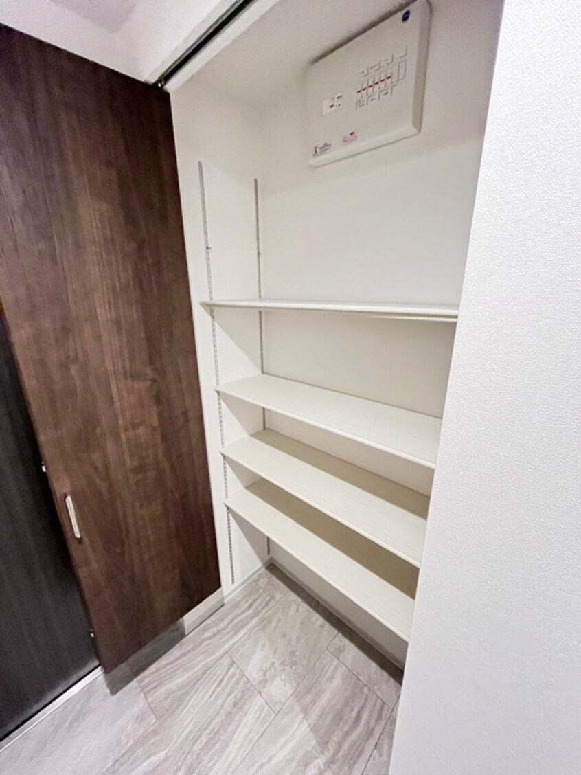 靴箱 ロイヤルガーデン北6条