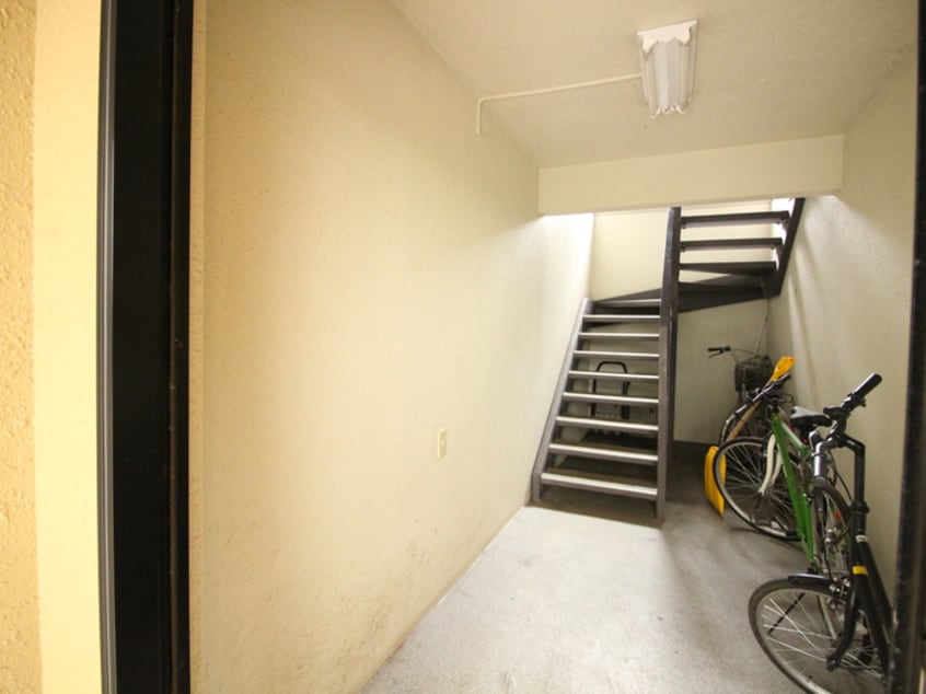 エントランス部分 フォ－ユ－美園Ｂ