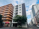 ＨＳ　ＣＯＵＲＴ医大前