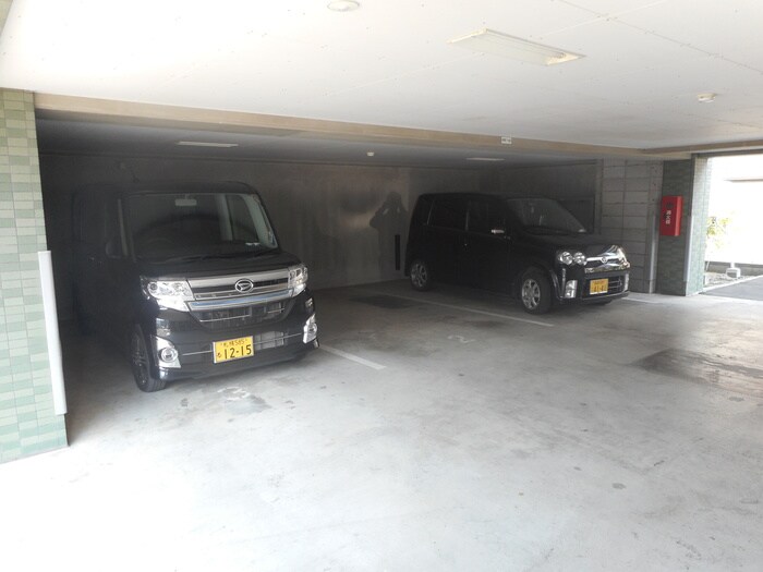 エントランス部分 ラ・コンテ栄通