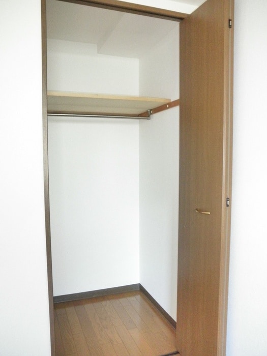 収納 ラ・コンテ栄通