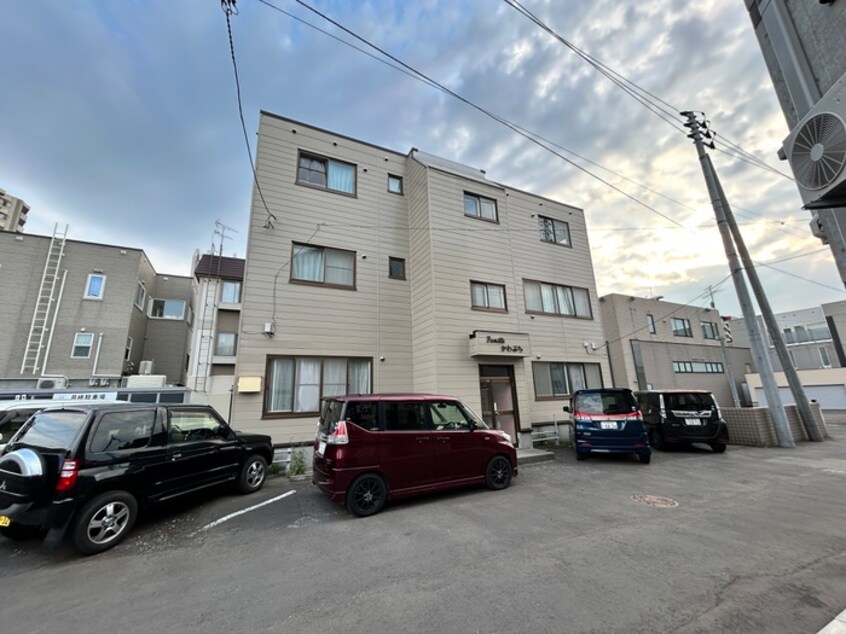 外観写真 ファミ－ルかわぶち