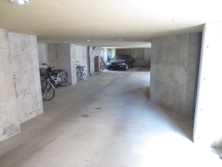 駐車場 メリ－ド－ム月寒