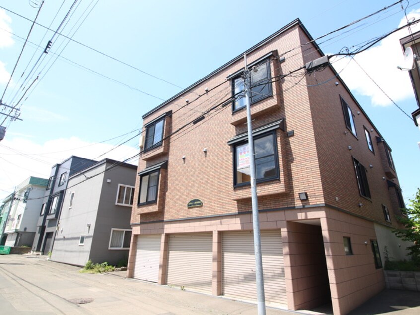 外観写真 エルム－ン月寒中央