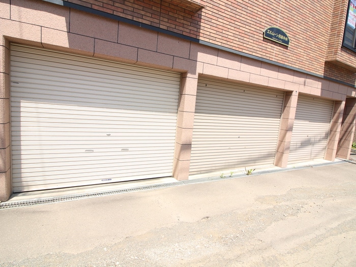 駐車場 エルム－ン月寒中央