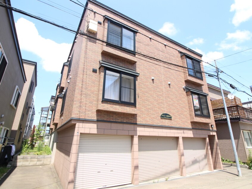 外観写真 エルム－ン月寒中央