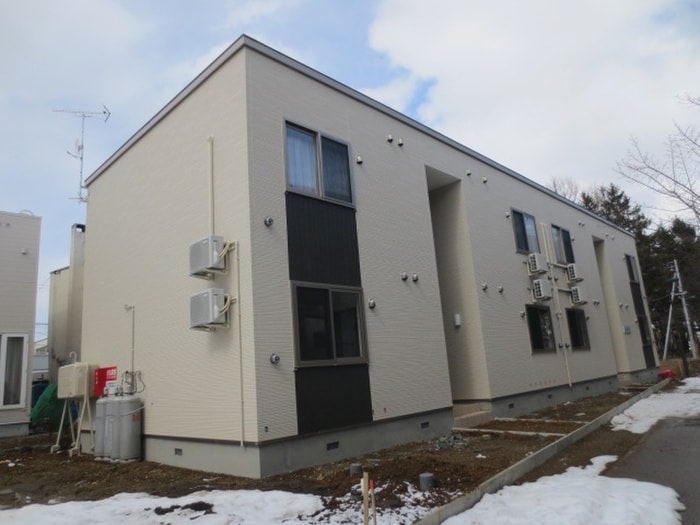 外観写真 ＣＥＲＩＳＩＥＲ新琴似