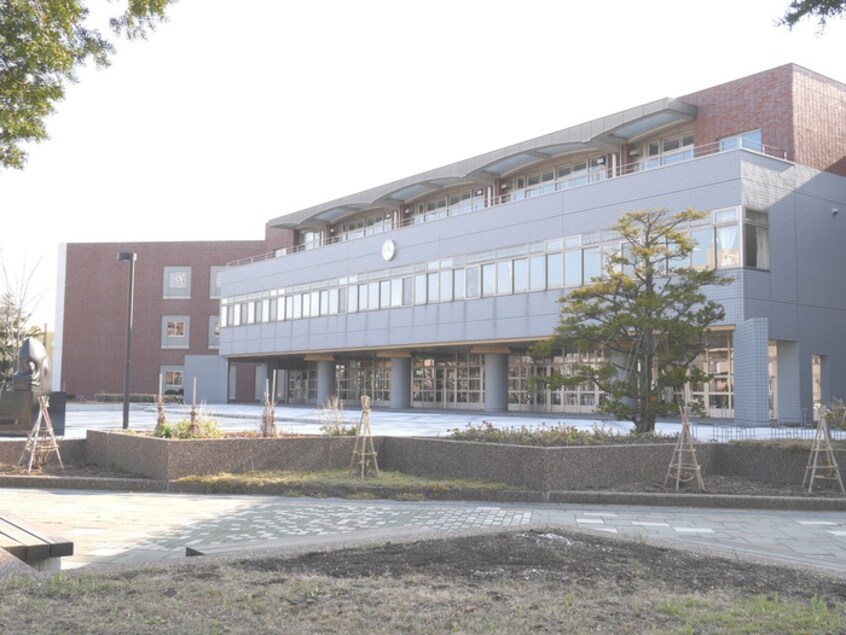 札幌西高校(高等学校/高等専門学校)まで510m アルパ　宮の森