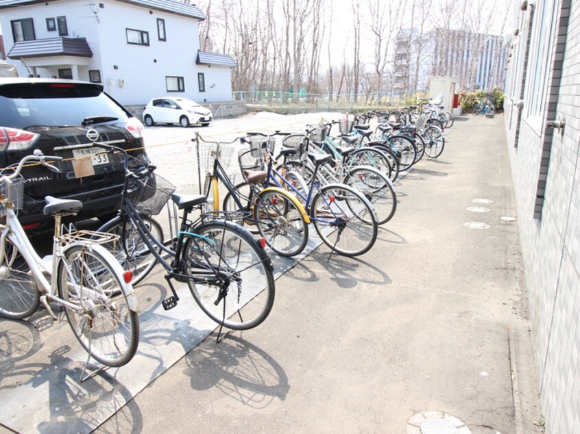 駐輪場 スカイパレス