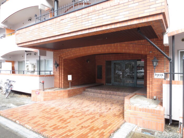 エントランス部分 ドミローレル栗の実