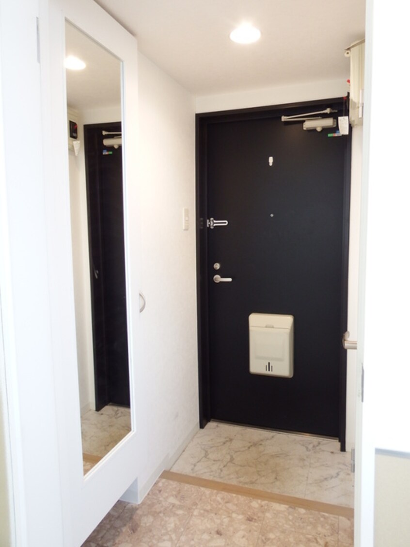 玄関 グランメ－ル麻生北公園