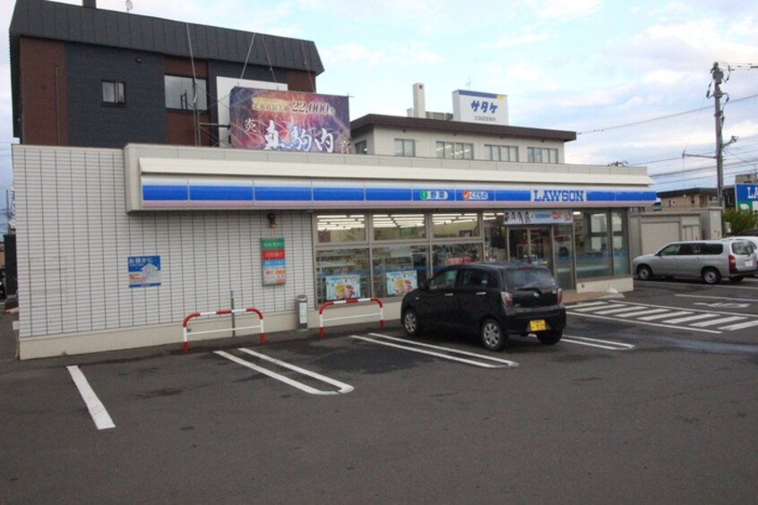 ローソン(コンビニ)まで500m ラ・グラースアンザイ