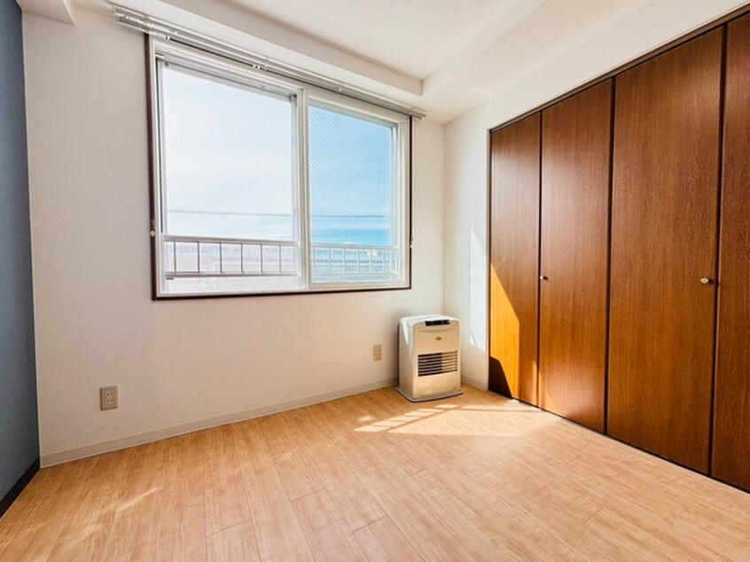 居室 ヒルズ山の手