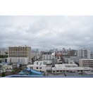 室内からの展望 ヌ－ベルア－バンシティ－