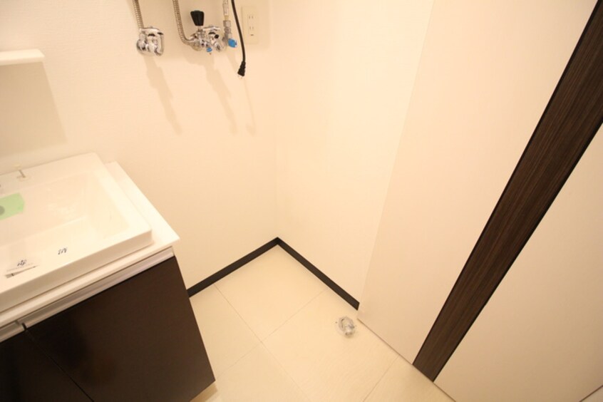 洗濯機置場 ル－エ北円山