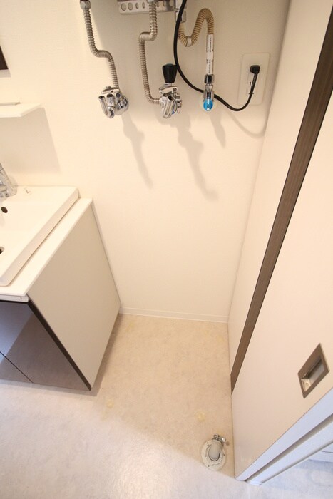 洗濯機置場 ル－エ北円山