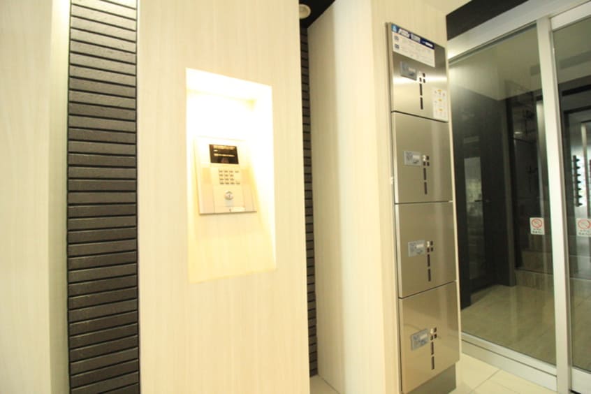 エントランス部分 Ｌｕｍｉｅｒｅ琴似