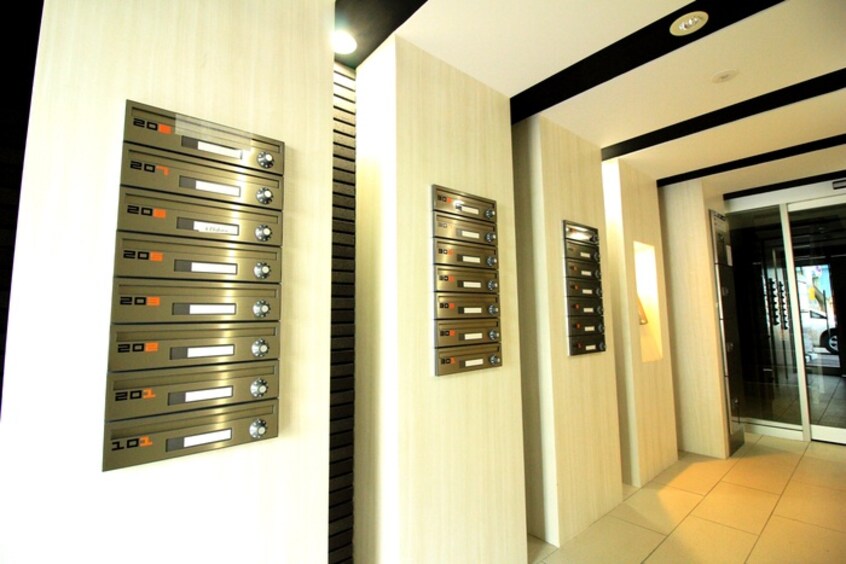 エントランス部分 Ｌｕｍｉｅｒｅ琴似