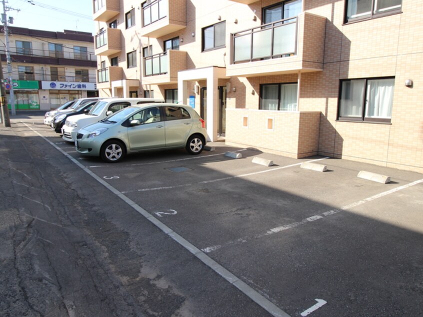 駐車場 グラシアスガシン