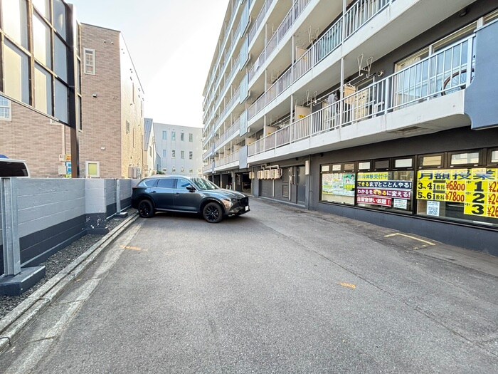 駐車場 円山パ－クハイツ