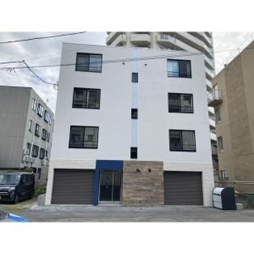 外観写真 クラス中の島