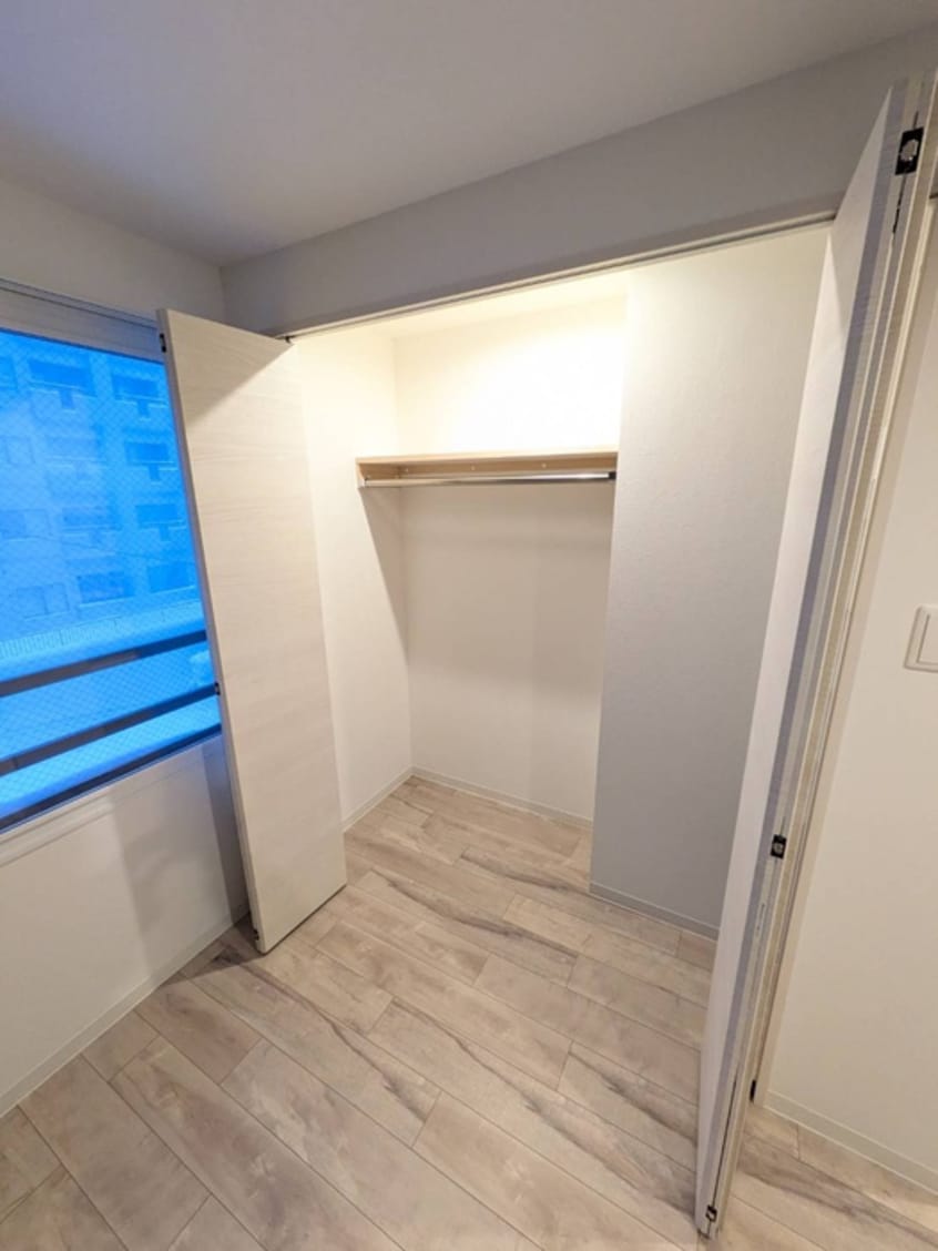 収納 クラス中の島