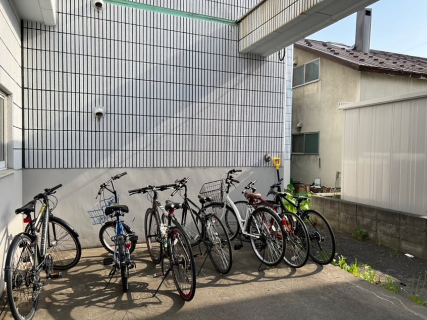 駐輪場 トレジャー平岸